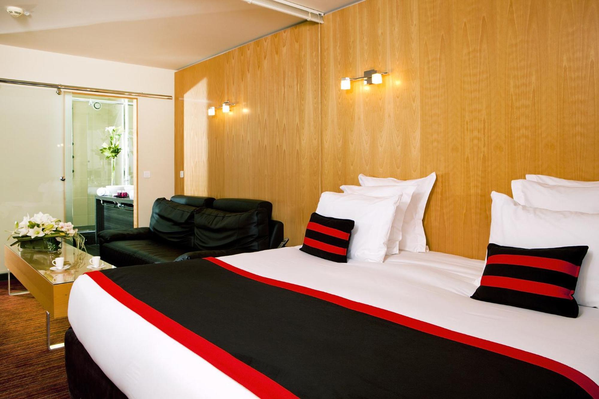Residhome Suites Paris Senart Лиюзен Екстериор снимка